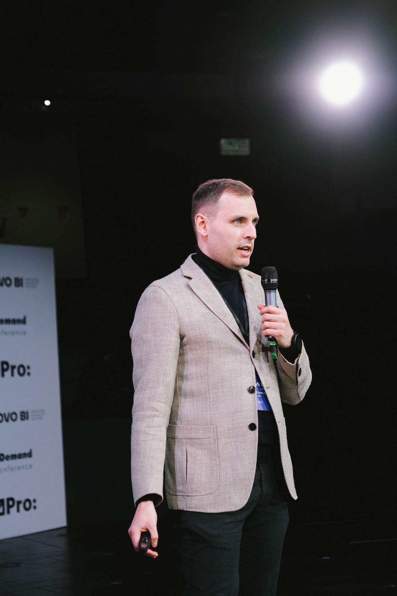 Конференция в Сколково. Портретный и репортажный фотограф в Москве Олеся Лисарк