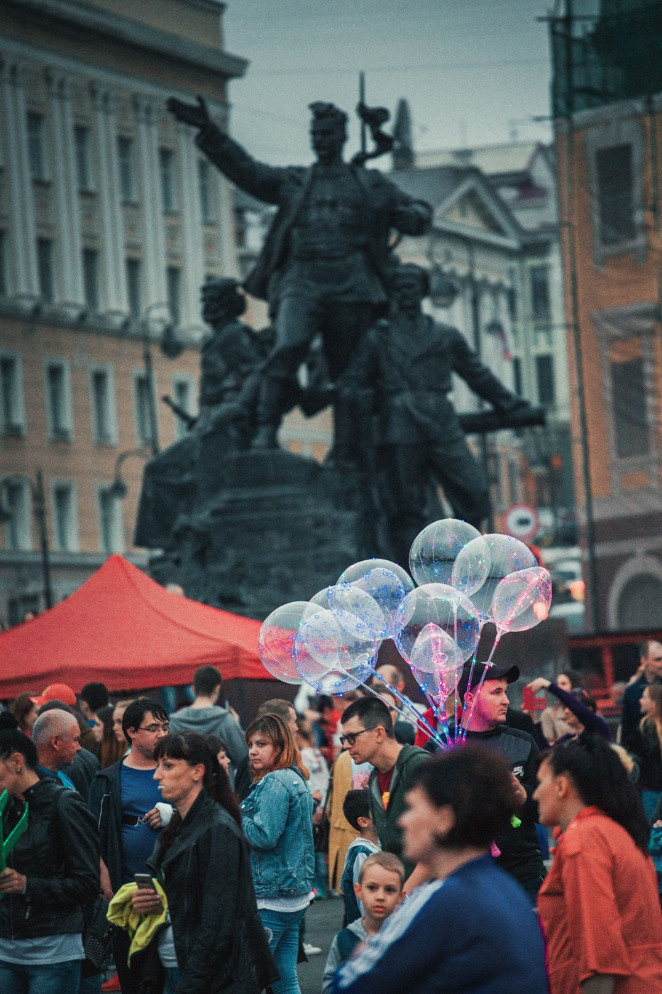Уличная фотография. Андрей Кровлин — фотограф в Славянке