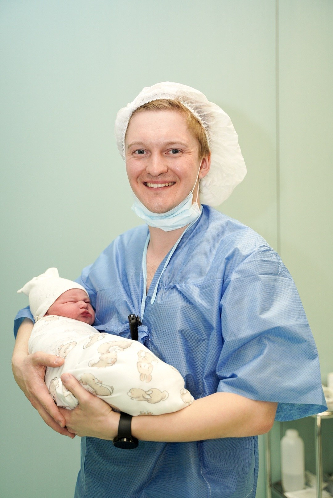 Роды в клиническом госпитале MD GROUP Севастопольский проспект. Фотографы на роды в Москве. Фото и видео родов. Фотопроект «Продолжение рода»