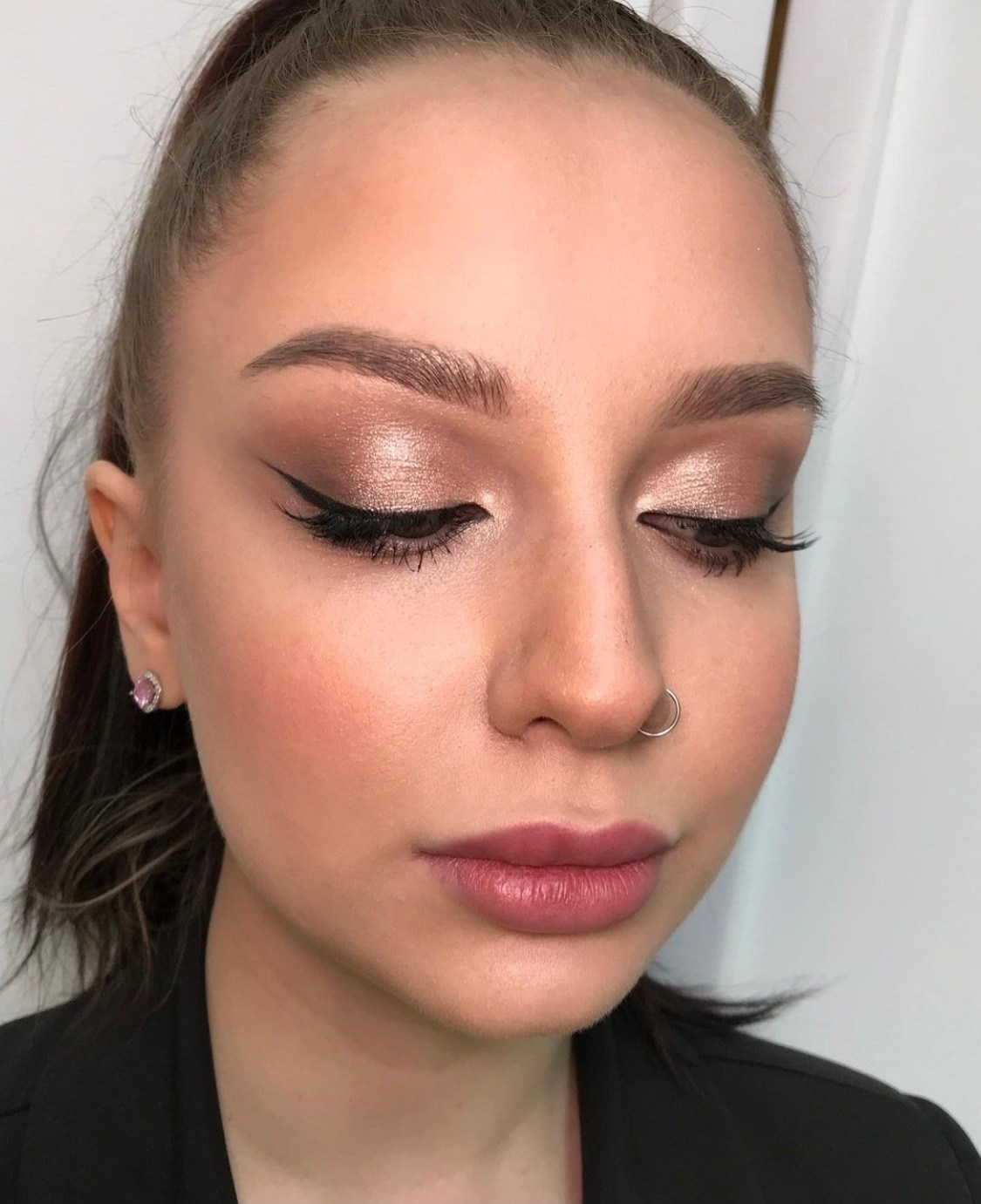 Макияж и укладки. Browissimo Beauty Bar