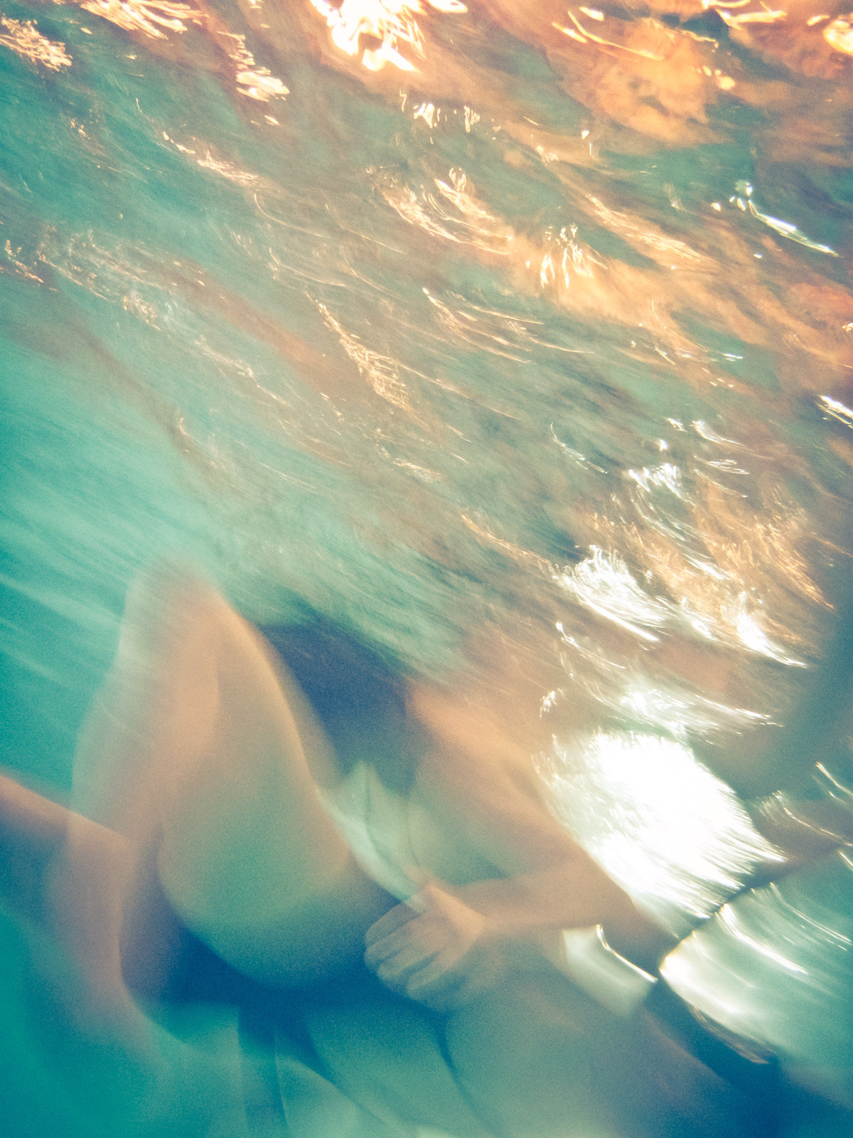 CI underwater. Фотосъемка представлений, спектаклей и перформансов