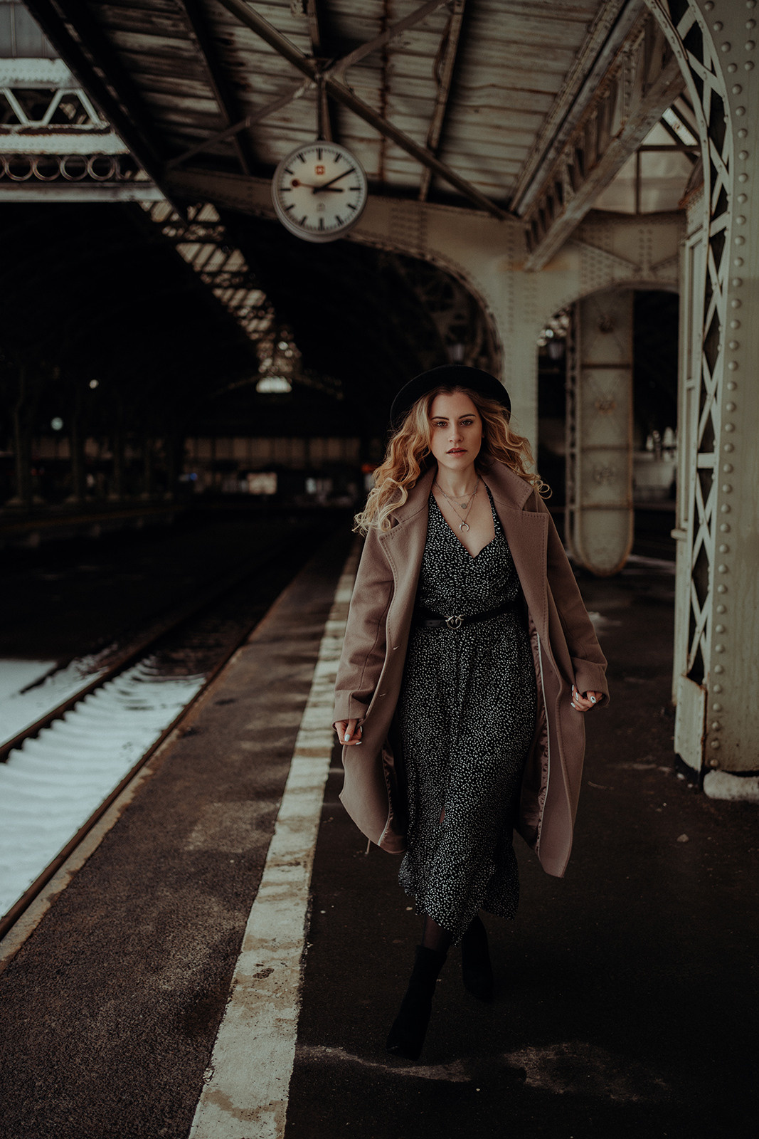 Ксения (Витебский вокзал). Фотограф в Санкт-Петербурге Кудрина Альбина