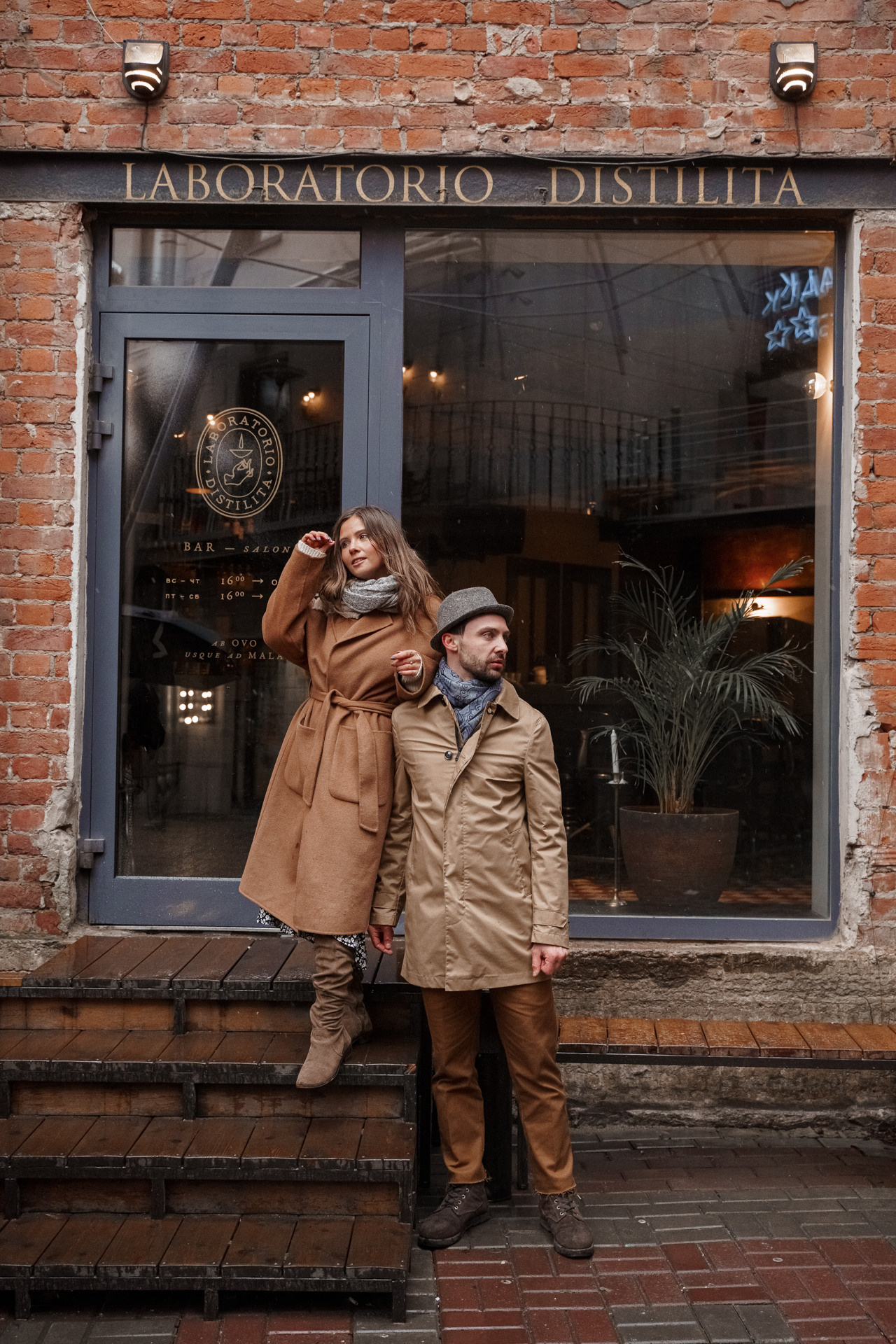 Филипп и Полина. Прогулка под Питерским дождем. Саша Потапкин Фотограф. Сочи, Екатеринбург, Москва