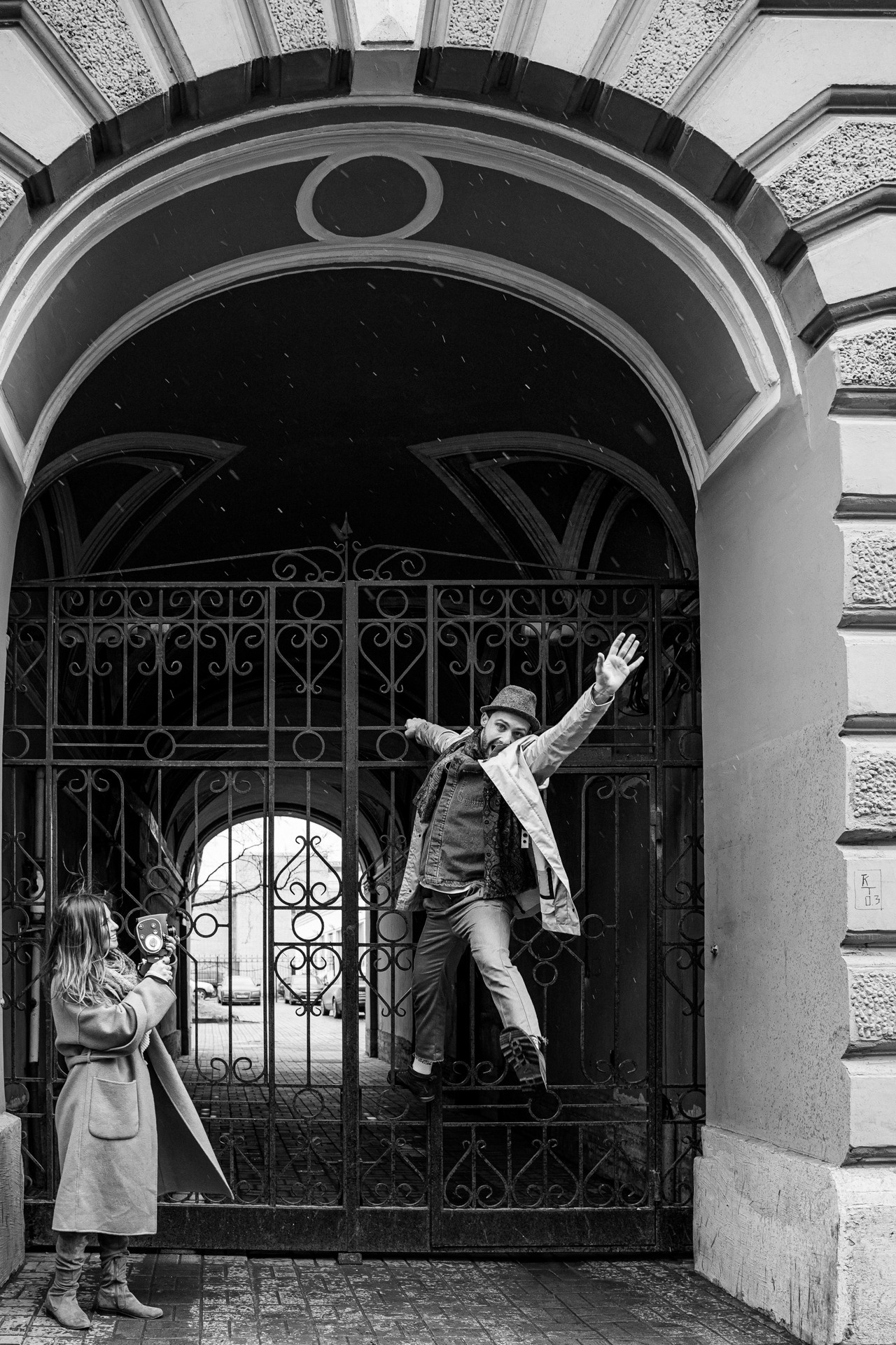 Филипп и Полина. Прогулка под Питерским дождем. Саша Потапкин Фотограф. Сочи, Екатеринбург, Москва