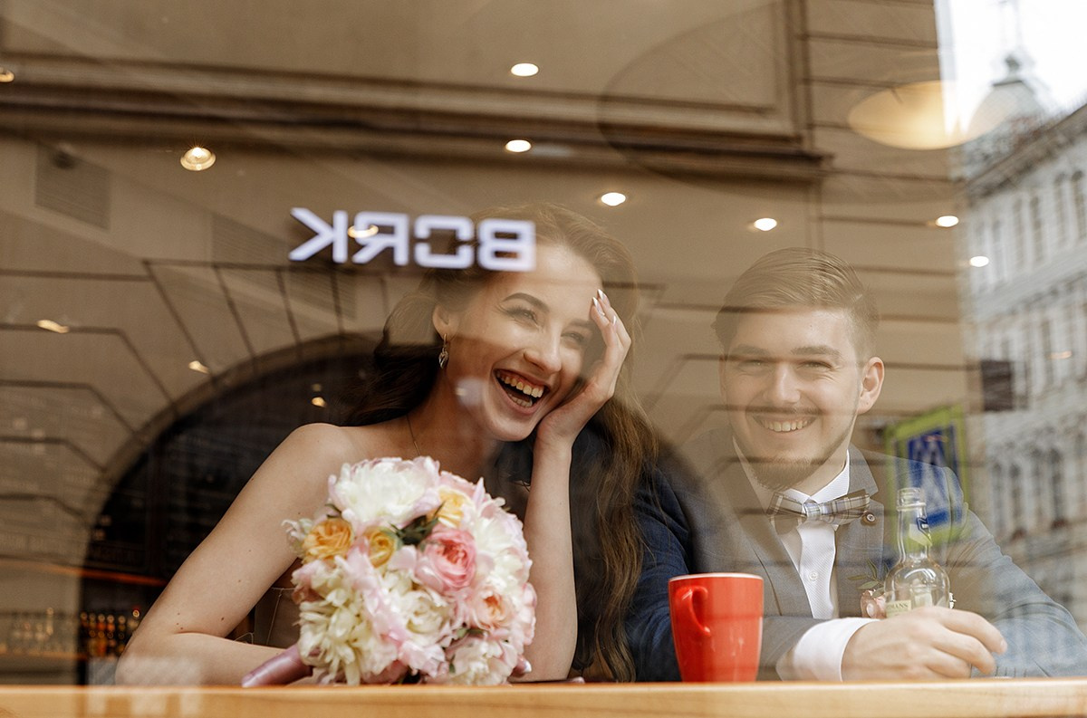 Свадебный фотограф в СПб. Фотограф крещение венчание в Петербурге! Помогает подобрать храм и посоветовал душевного батюшку в СПб