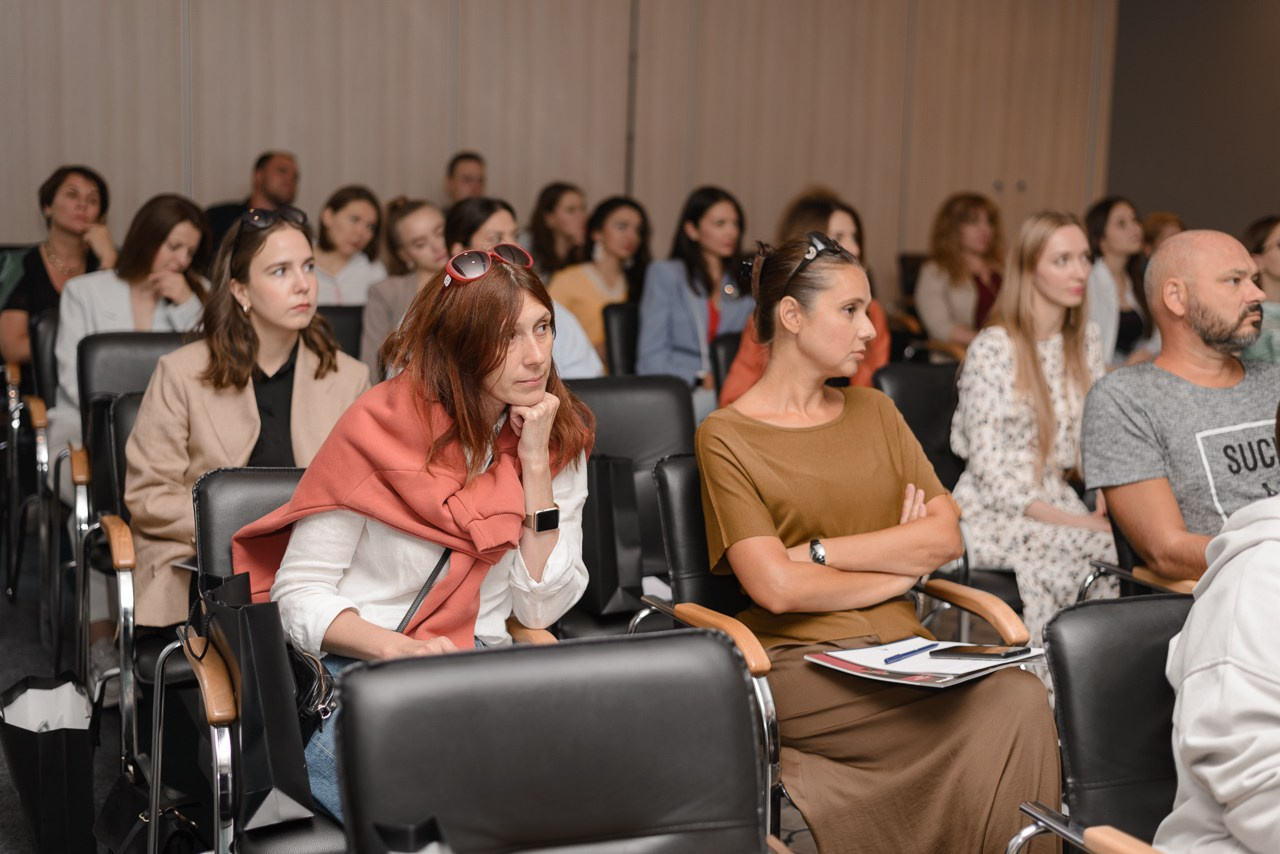 Презентация Donolux. Фотограф Дарья Мустафина, Тюмень