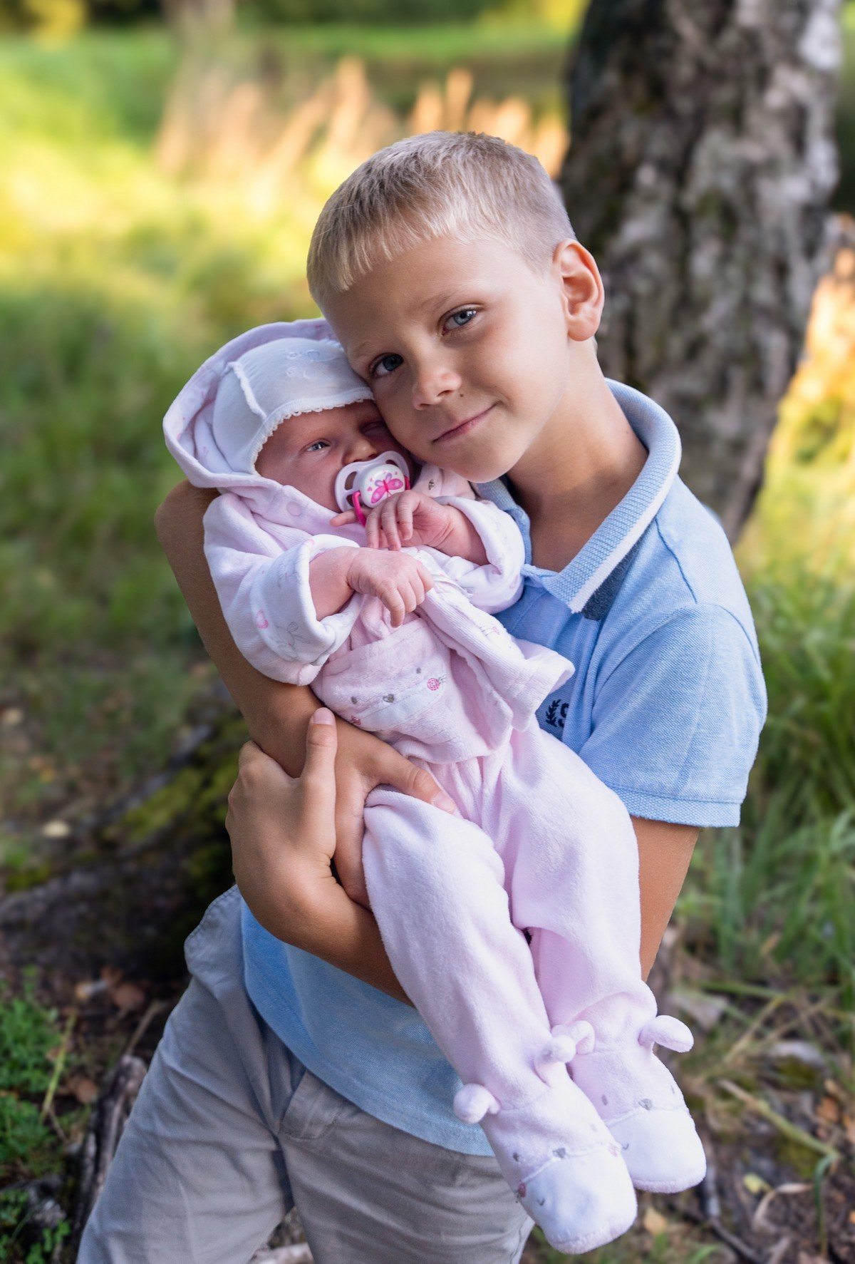 Прогулка большой семьёй