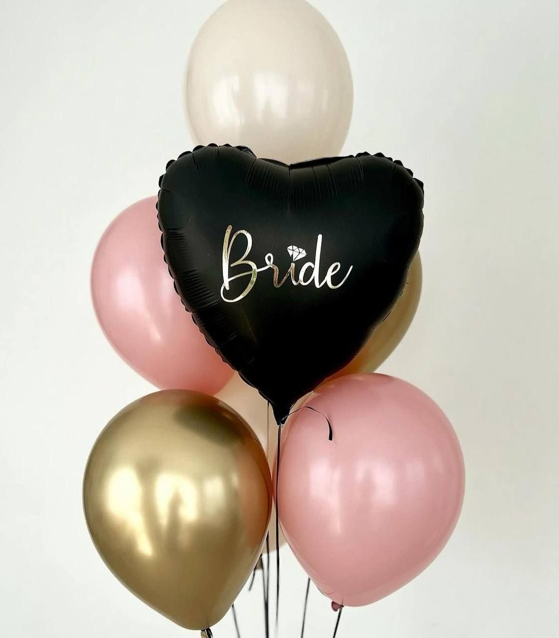 Bridal Shower. Balloons and decorations in Serbia. Delivery 24/7