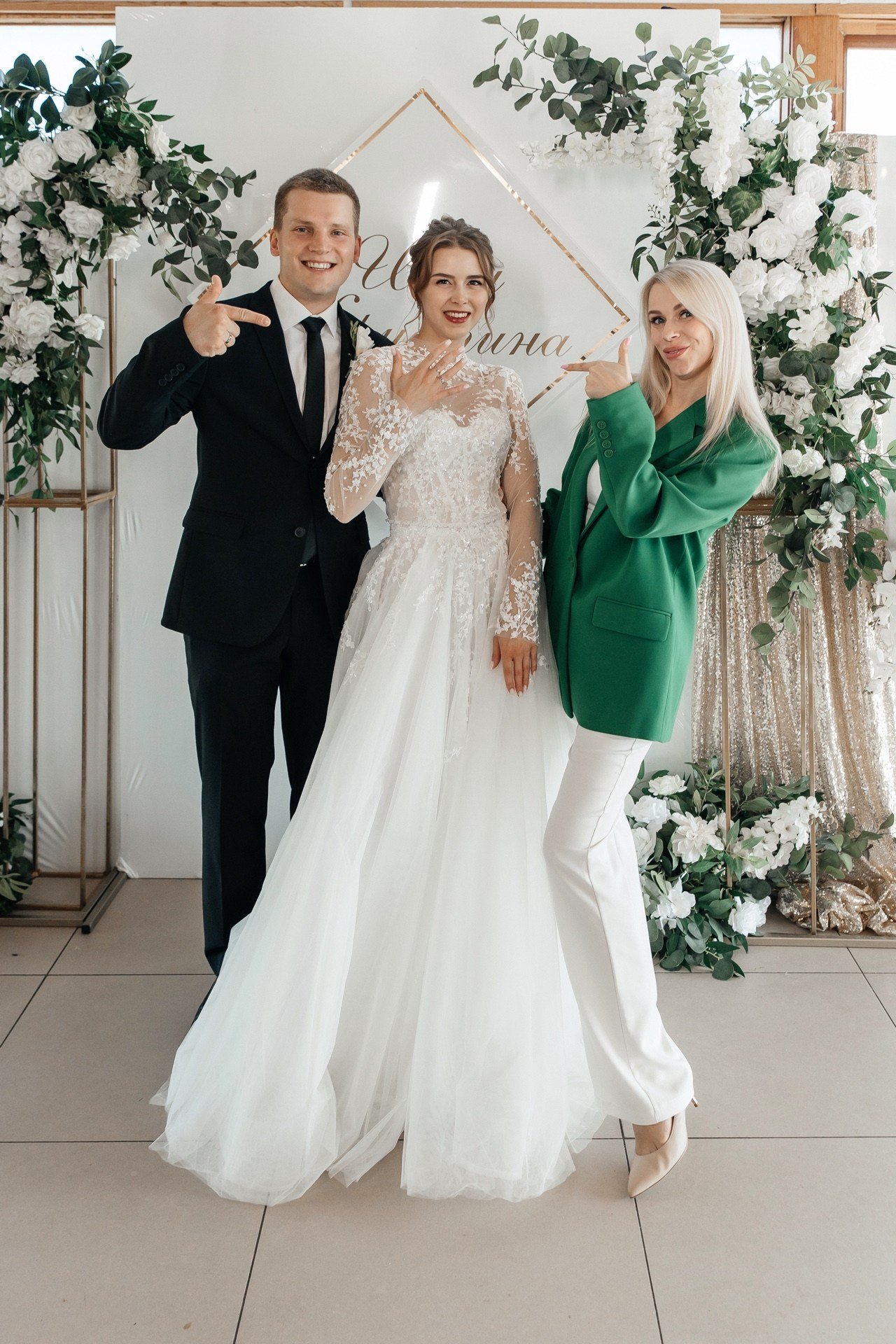 Ведущая Черчик. Подрядчики и друзья сети свадебных площадок House for wedding