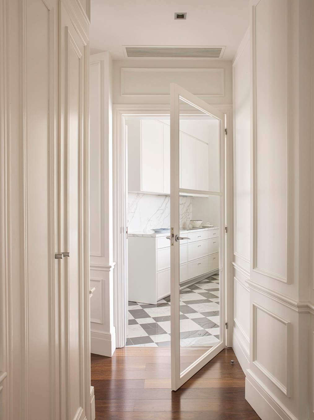 Квартира на улице Diagonal. Studio Casa Uno