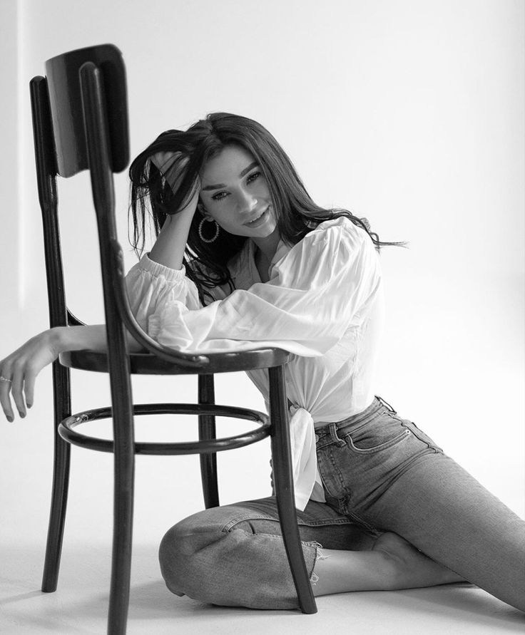 ЧЕРНО-БЕЛЫЙ ПОРТРЕТ