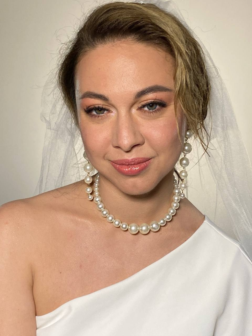 Невеста. Наталья Даньшина — Визажист-Стилист причесок