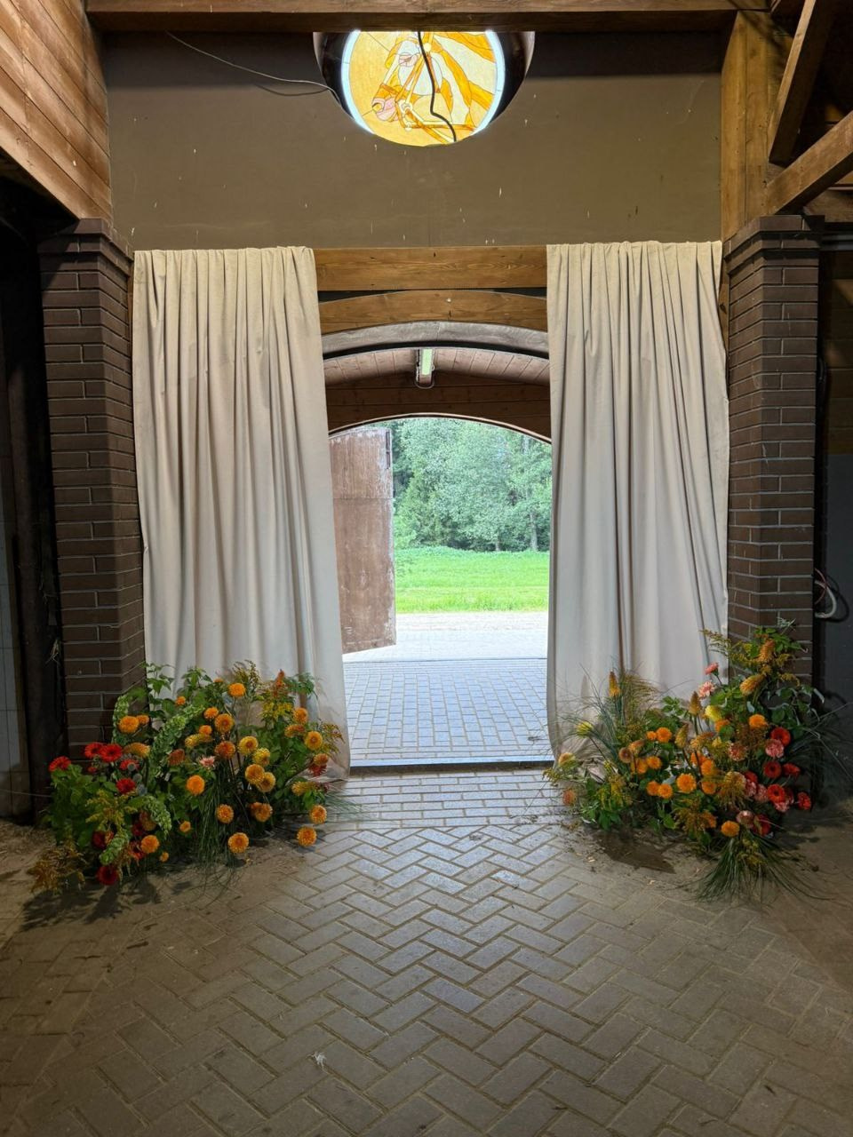 цветы на заказ. цветы. флорист дизайнер. клиентский сервис. головинский район. сао. флорист ховрино. флорист головинскийрайон. флорист клин. оформление цветами. цветочное оформление. оформление живыми цветами. современная флористика. камерная свадьба. большая свадьба. флорист на свадьбу москва. декоратор на свадьбу. концепция свадьбы. ручная работа. маленькая свадьба. бюджетная свадьба. дорогая свадьба. работа на заказ. живые цветы. украшение живыми цветами