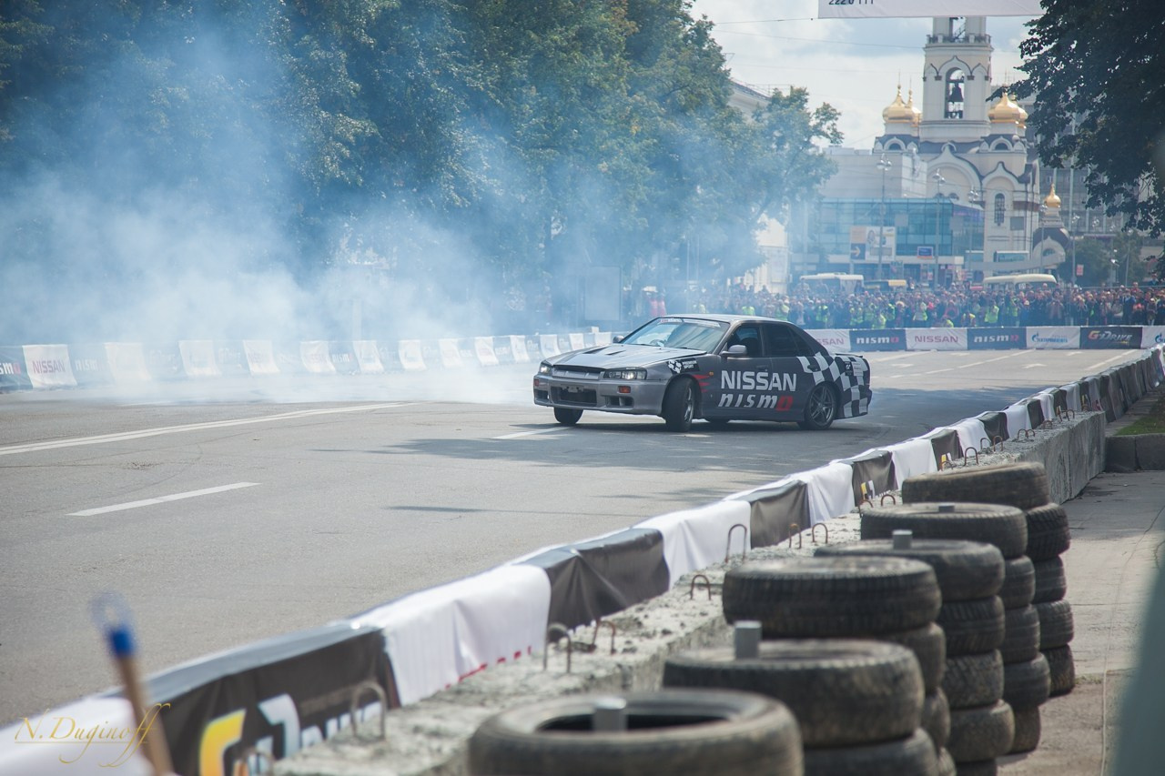 Nissan Nissmo Drive. Профессиональный фотограф Дугинов Николай | Екатеринбург