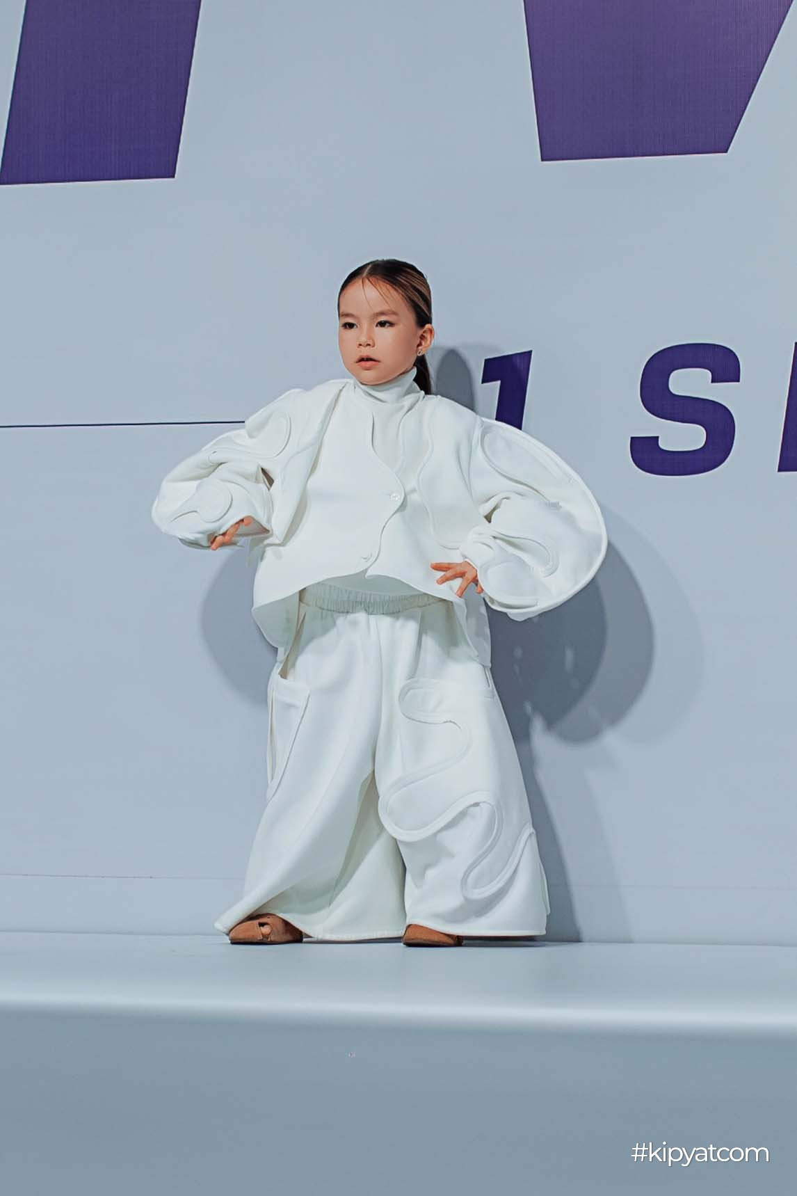 KAZAKHSTAN FASHION WEEK SHYMKENT «11 SEASON» KIDS. Кипятком Шымкент