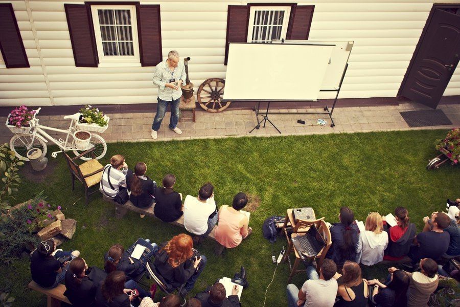 Teacher_says. Max Matvich and Victoria Basova are professionals in their field