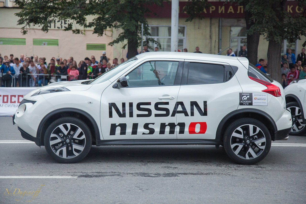 Nissan Nissmo Drive. Профессиональный фотограф Дугинов Николай | Екатеринбург