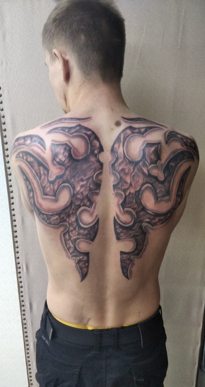 Тату. Яр Панов Арт.Картины, татуировки, роспись стен и одежды в Москве