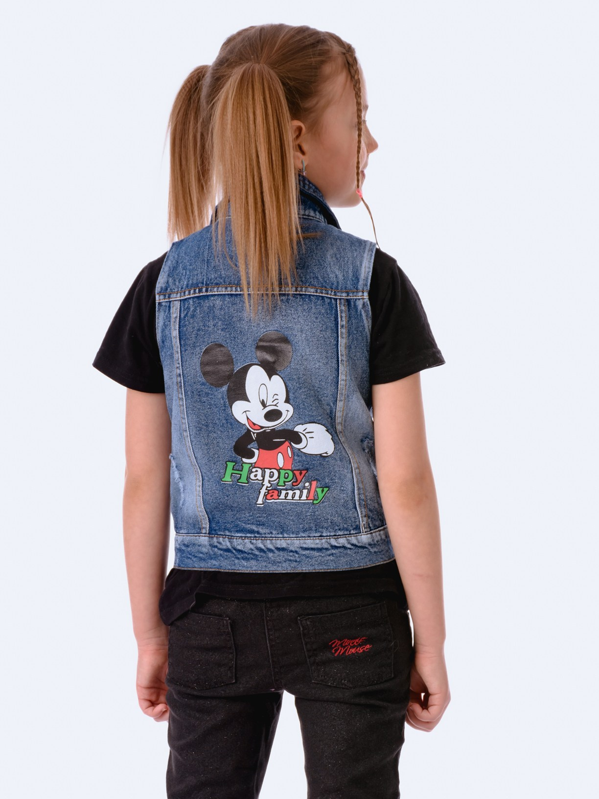 Детская фотосъемка для каталогов одежды и рекламы. Gramy-studio: фото, видео, инфографика и 3D визуализация для маркетплейсов