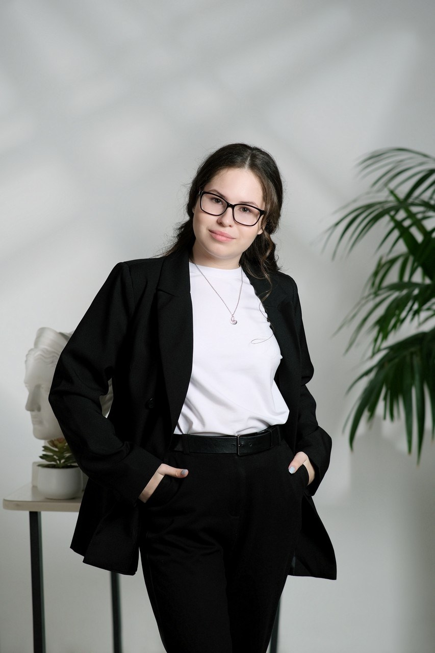 Старшие классы. Фотоальбом для школ и садиков с дополненной реальностью