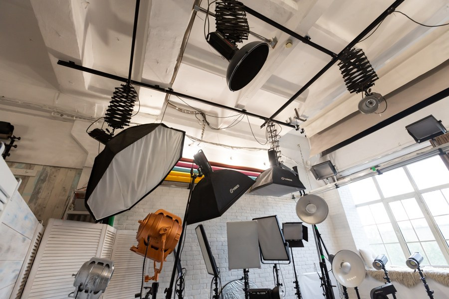 Оборудование и свет. Фотостудия Алматы. Фотосъемка Алматы. Фотосессия Алматы. Фотокурсы. Обучение фотографии. Аренда студии