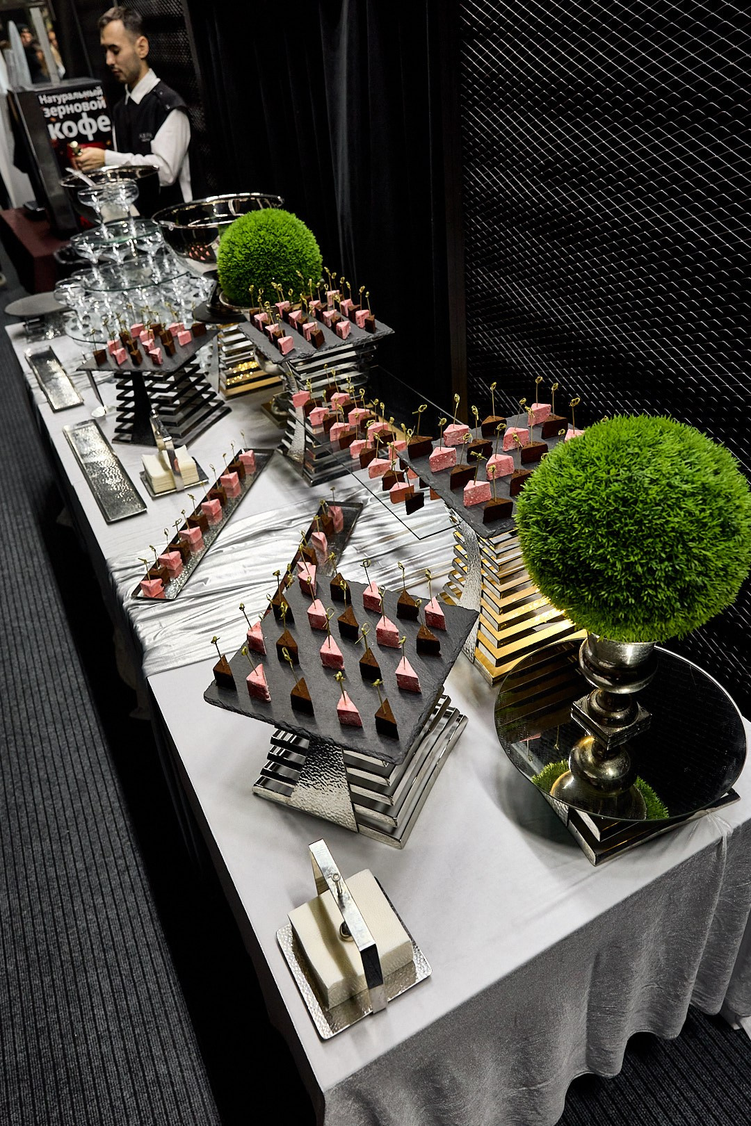 Q&J Fashion Fest 2025. Репортажный фотограф в Иркутске — Ярослав Ковалёв