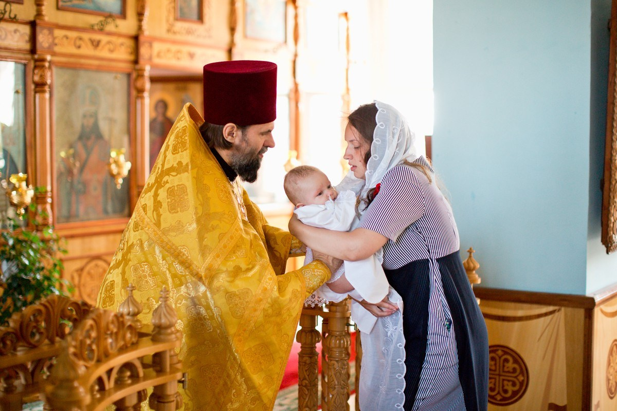 КРЕЩЕНИЕ ИВАНА (с. Рай-Семёновское). Семейный фотограф новорождённых в Серпухове Юлия Новикова +79637785957