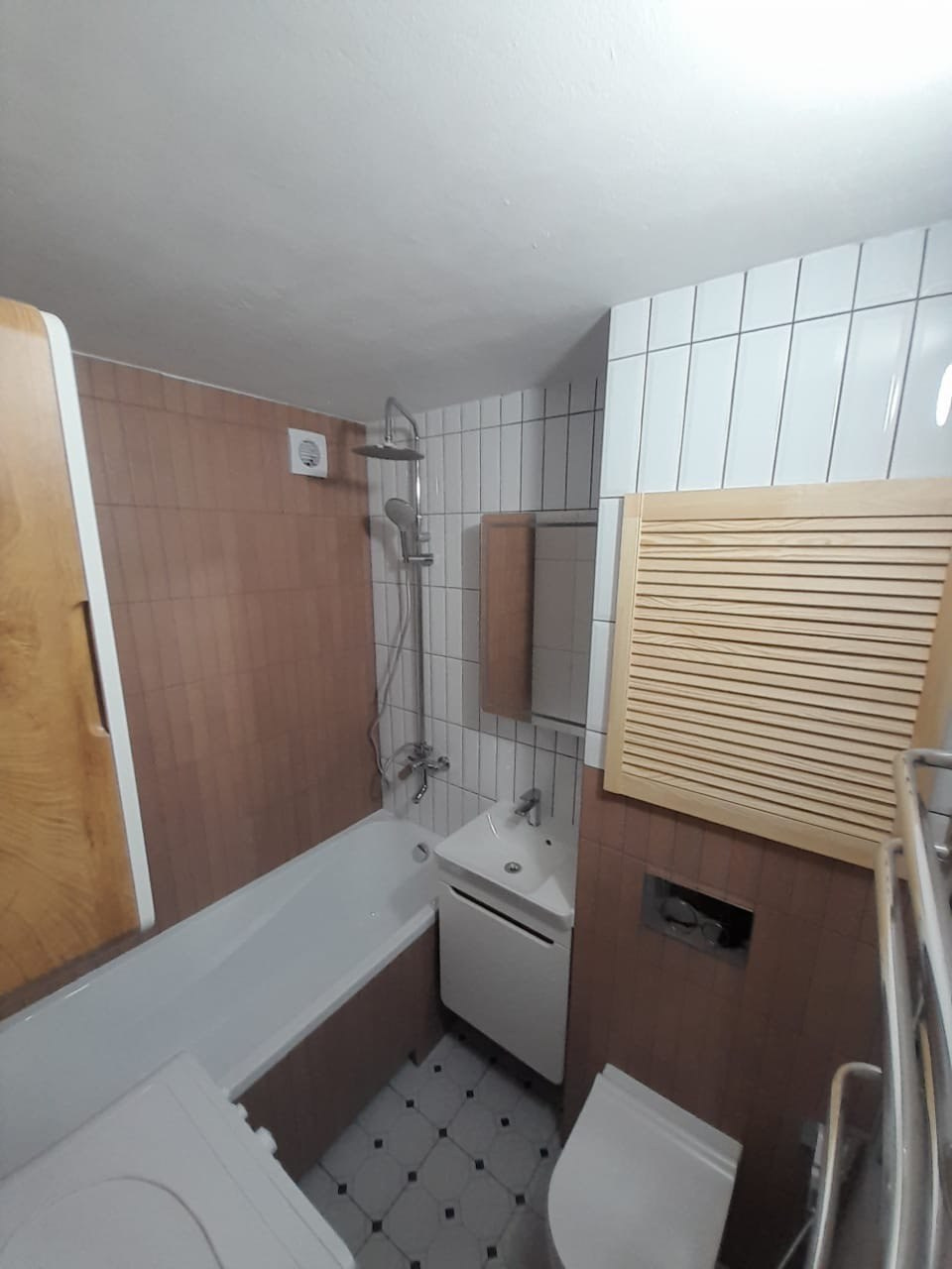 Ванная комната (ул. Минская д. 28). Ремонт санузла, туалета, ванной под ключ в Казани. Укладка плитки