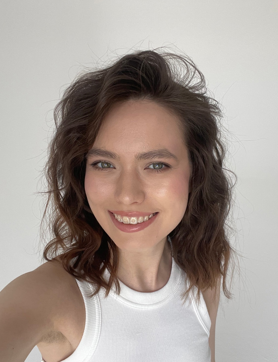 Стася, 40-42 р-р, 170 см. KED Production — продакшн из СПб. Создаём фото, видео и контент, который помогает брендам и селлерам продавать больше