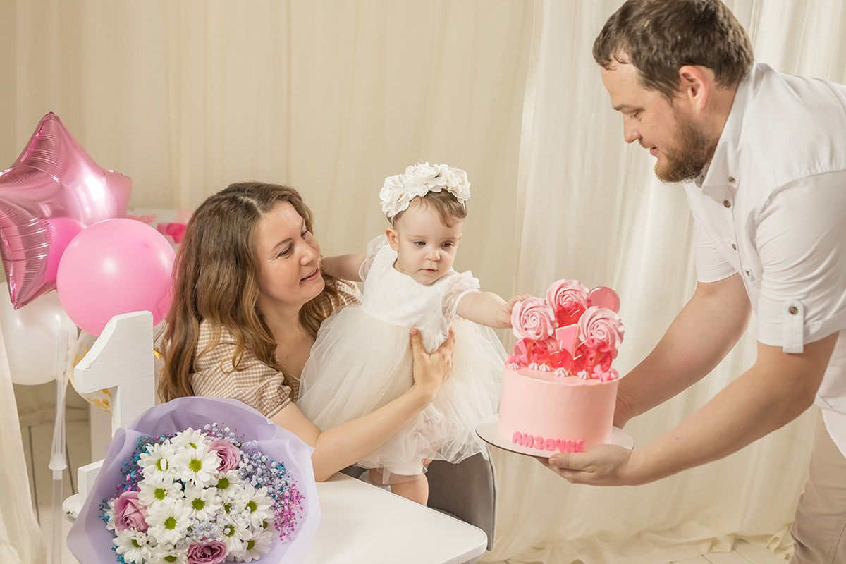Семейная фотосессия. День рождения. Годик. Фотосессия на день рождение ребенка. Фотосессия семъей.