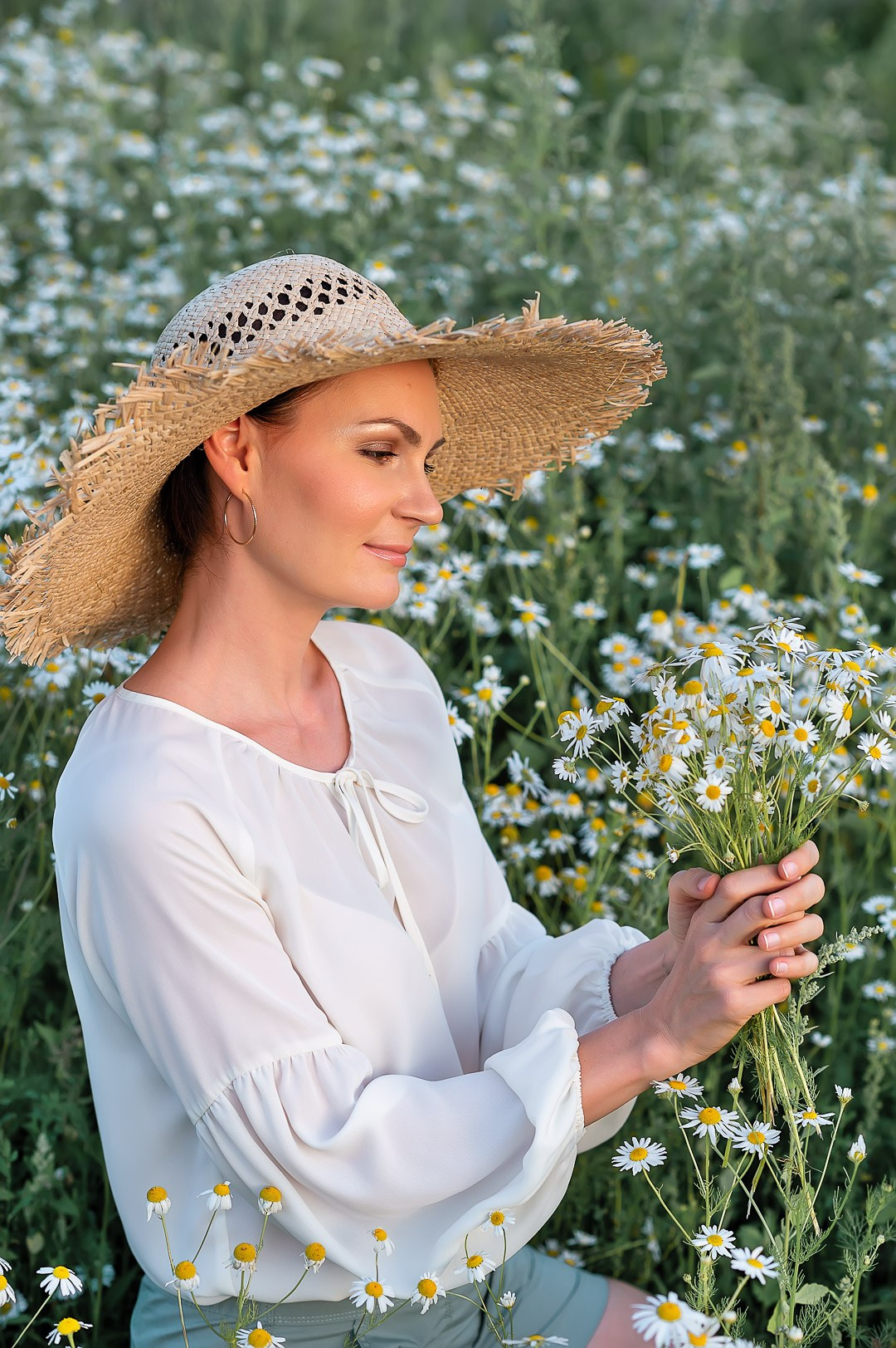 Фотосессия в ромашках. Фотосессии в Москве, женский и семейный фотограф Юлия Михайленко