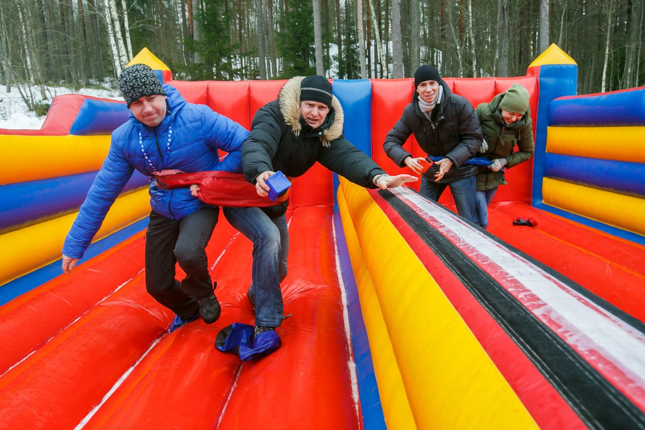 Командообразующее. Фотограф событий, Максим Романенко