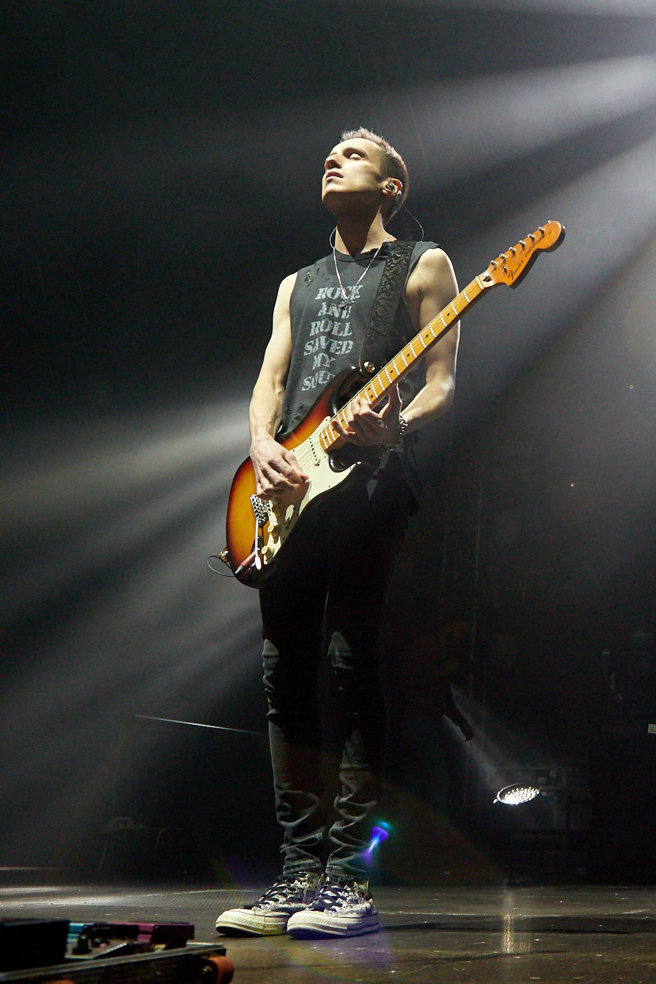 Концерт «Звери» в юбилейном. Фотограф Валерий Сабрам