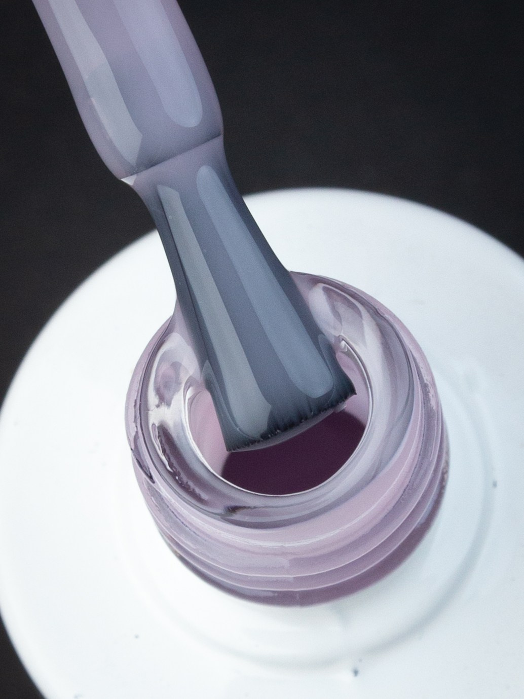 Kira на чёрном. Александр Стряпунин — предметный фотограф в Улан-Удэ