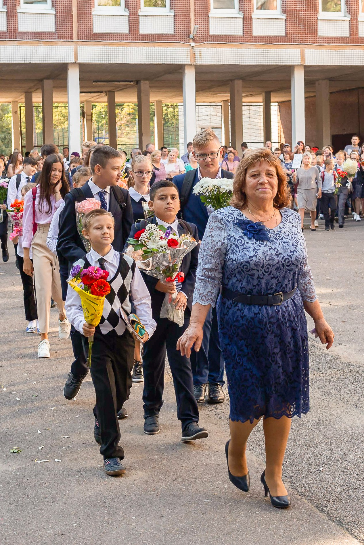 Линейка 1 сентября. Свадебный и Репортажный фотограф в Санкт-Петербурге