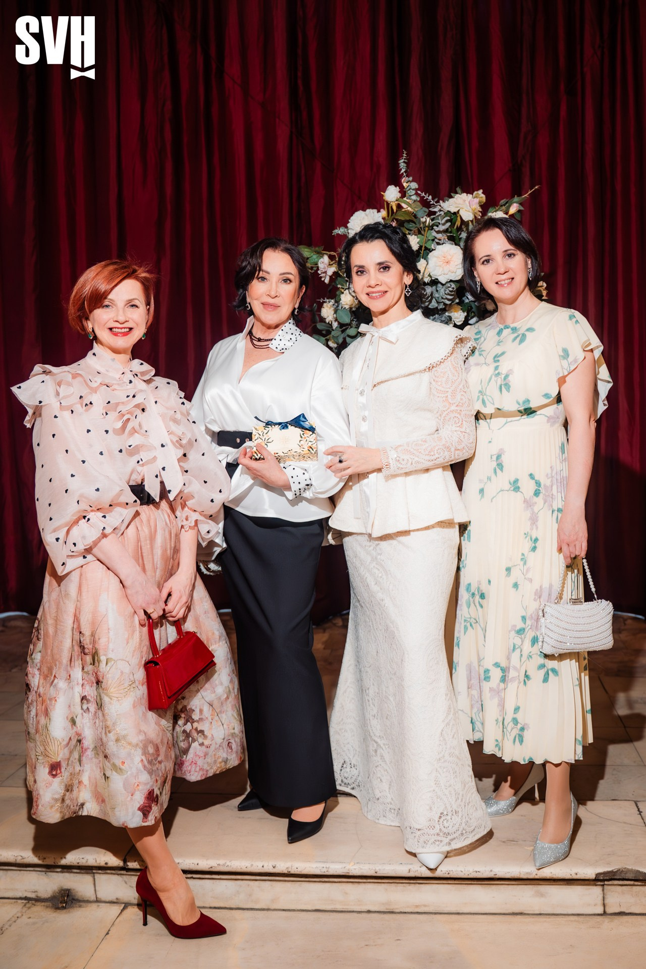 Пасхальный бал Петра Аксёнова