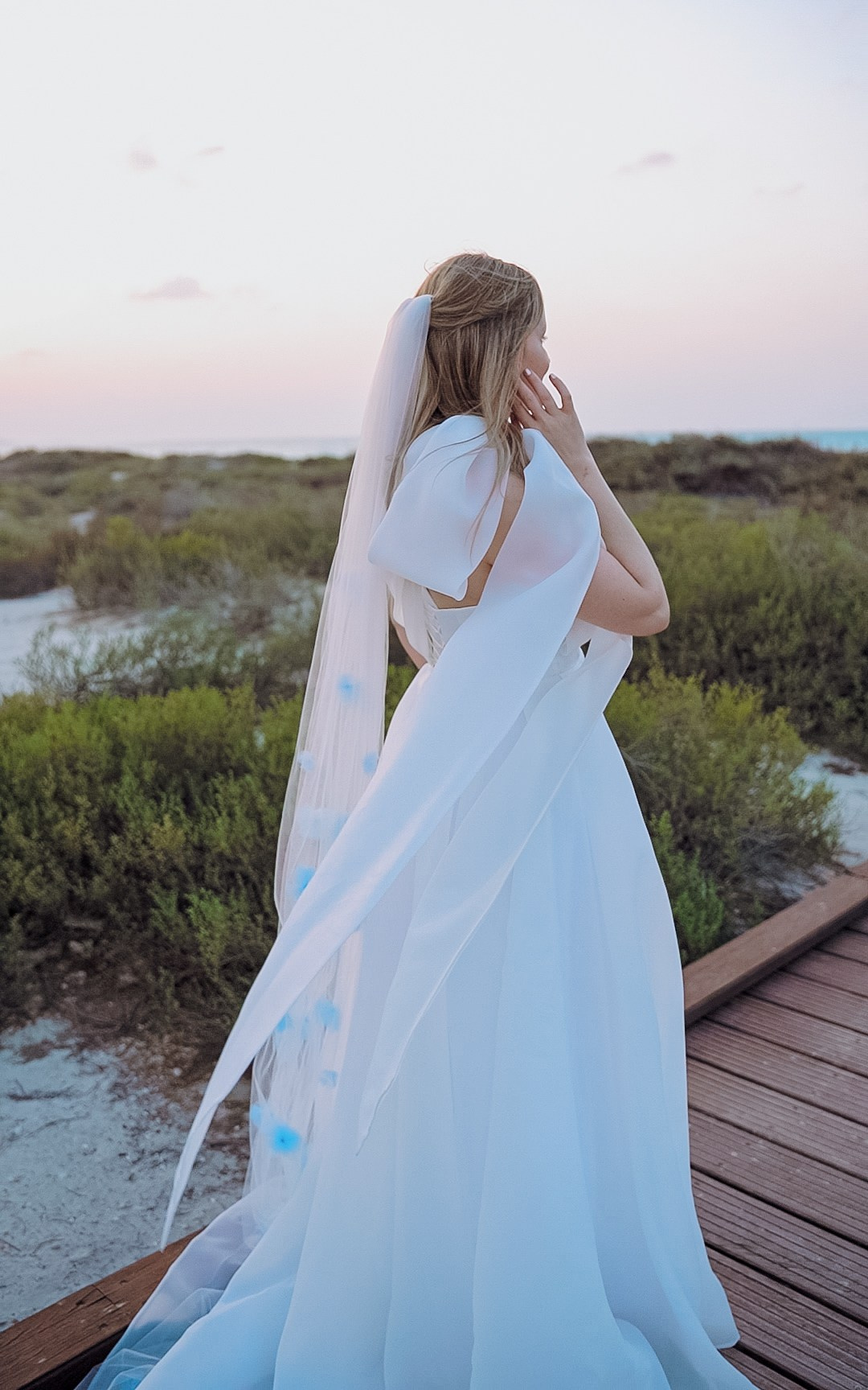 Пляжная свадьба цвета тиффани. Фотограф и видеограф в Москве и Абу Даби Мария Кулагина