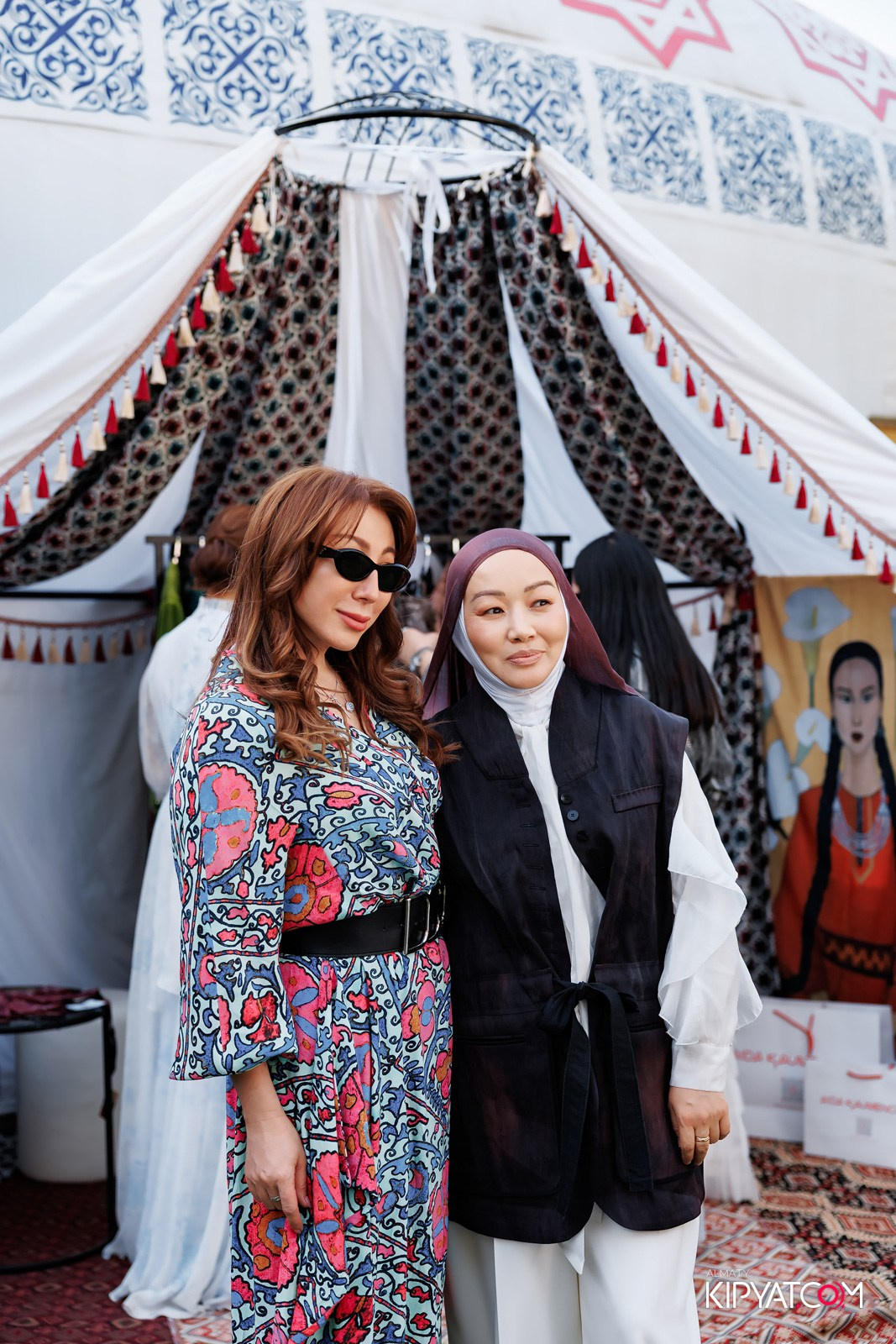 KANG REN TANG. КИПЯТКОМ АЛМАТЫ!