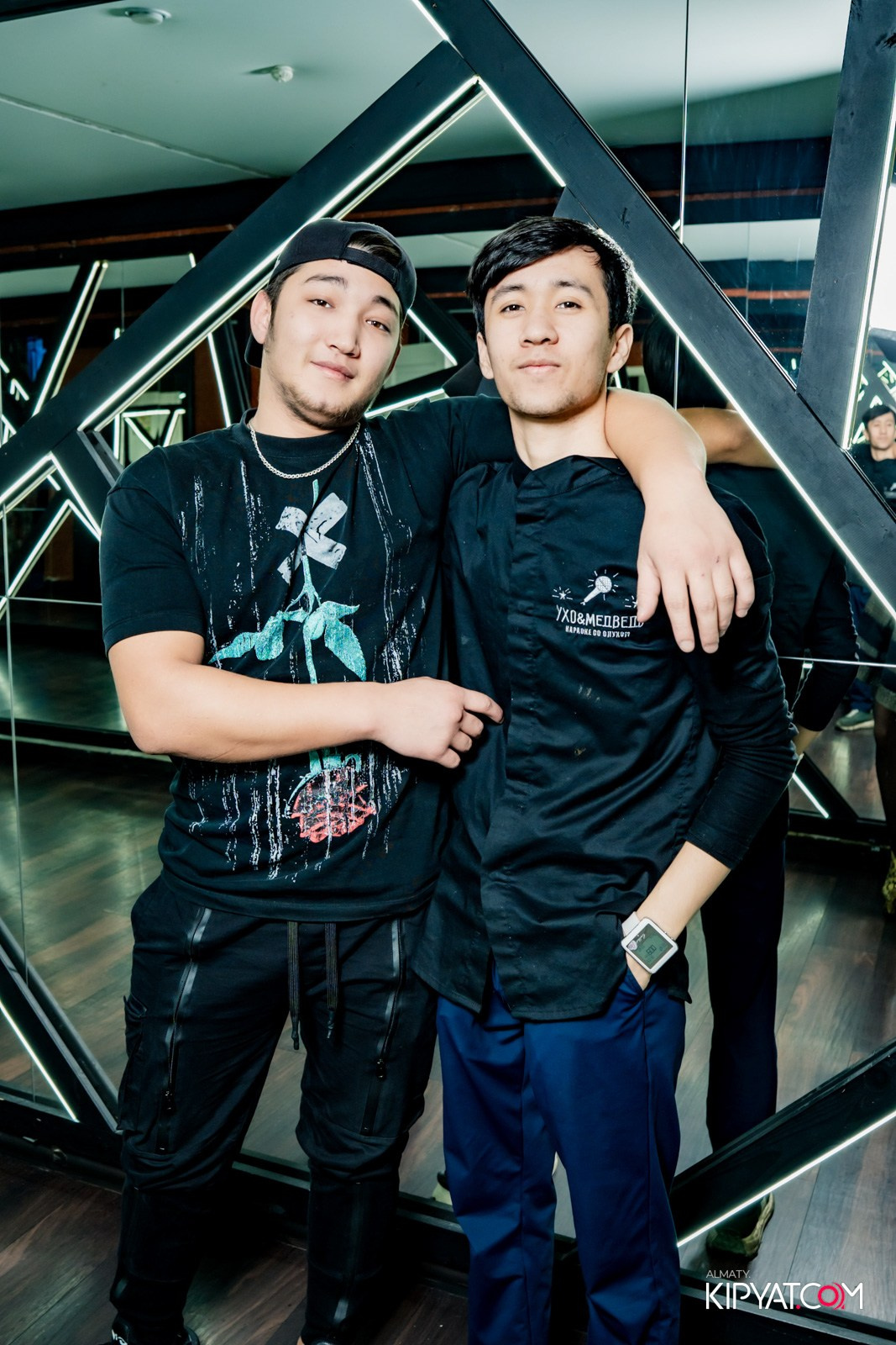 УХО И МЕДВЕДЬ НА САИНА. КИПЯТКОМ АЛМАТЫ!