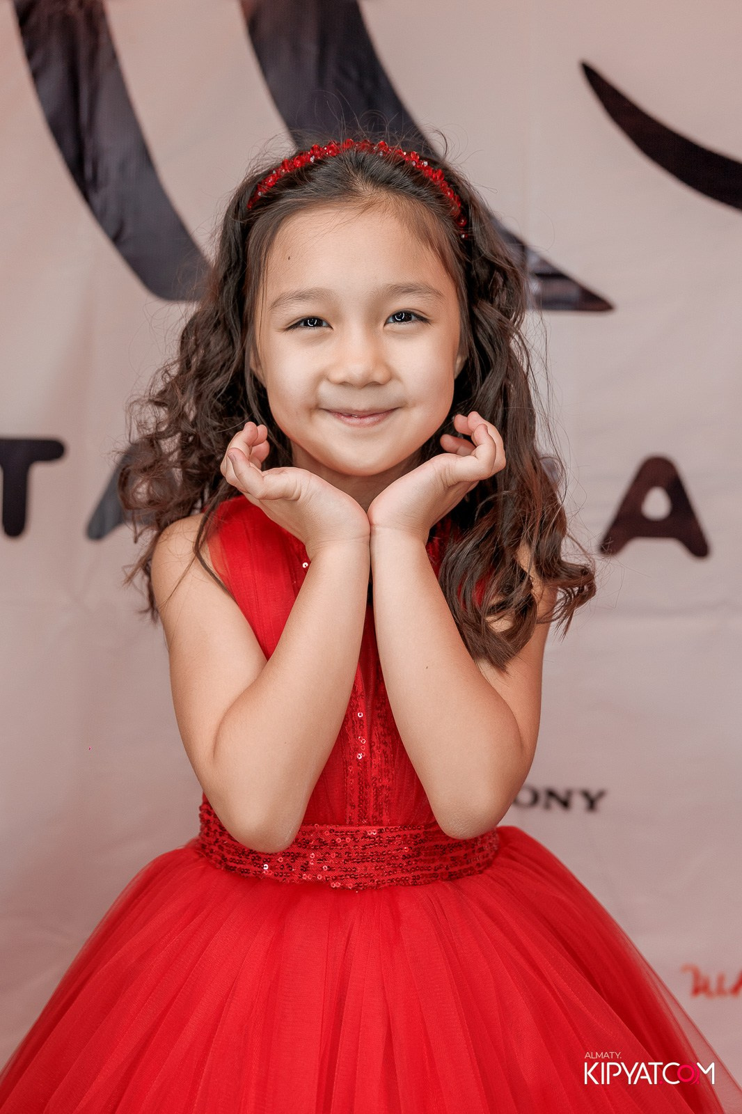 ПРЕЗЕНТАЦИЯ 10 ГРУППЫ КИНОПРОЕКТА STARBALALAR. КИПЯТКОМ АЛМАТЫ!