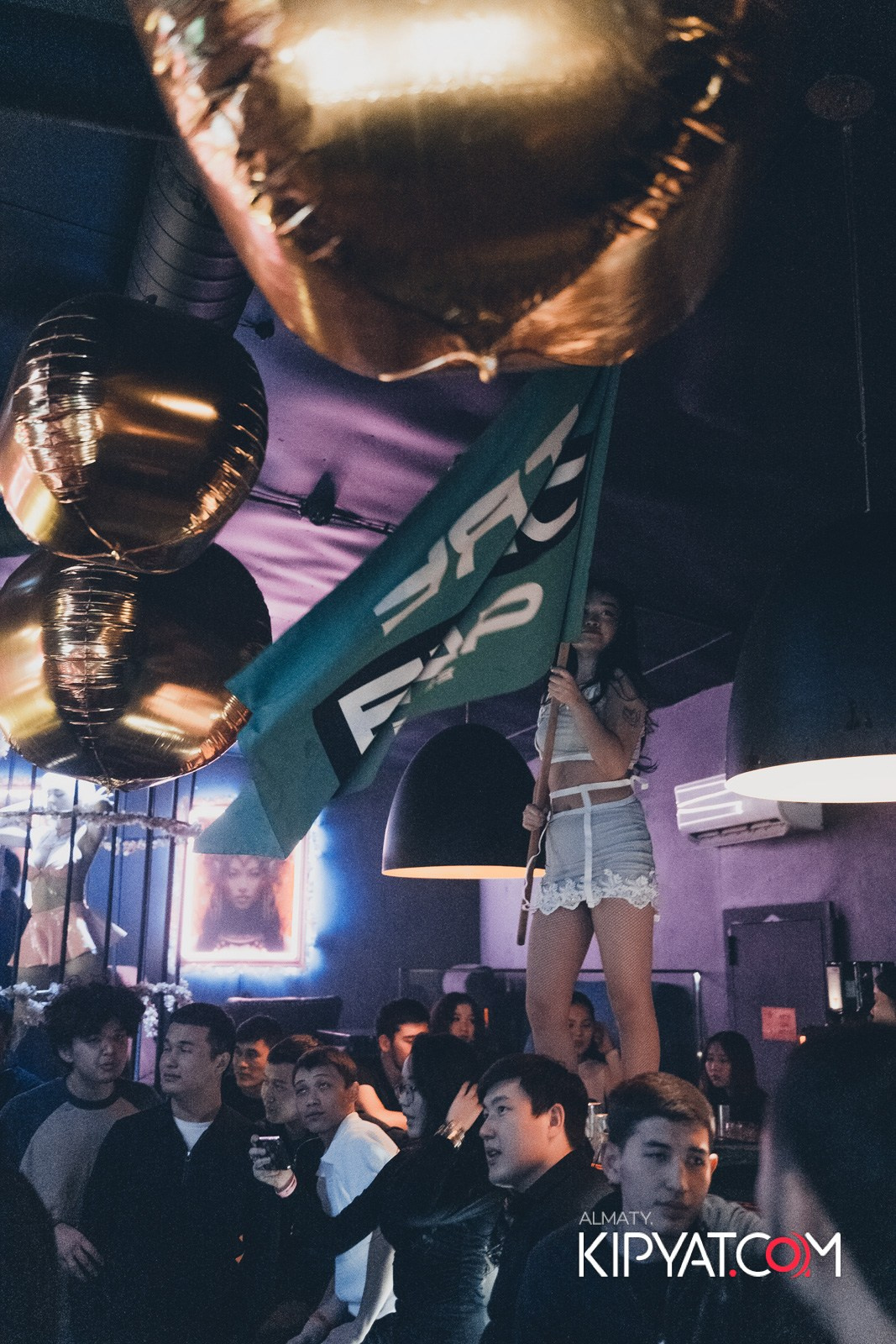 UYAT EMES BAR. КИПЯТКОМ АЛМАТЫ! Фотосъемка мероприятий в Алматы