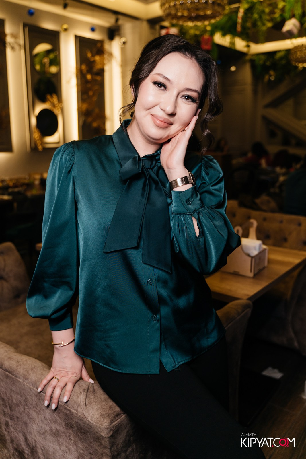 КАФЕ ЖАСМИН НА ЯССАУИ. КИПЯТКОМ АЛМАТЫ!