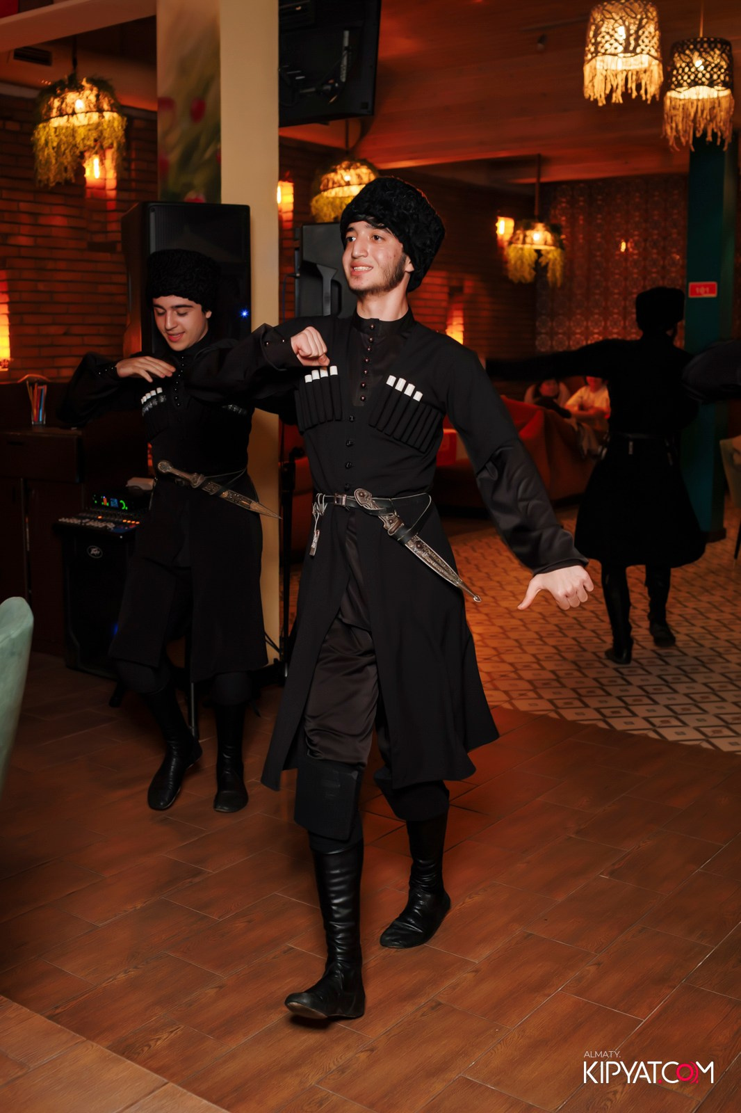 ДАДИАНИ. КИПЯТКОМ АЛМАТЫ! Фотосъемка мероприятий в Алматы