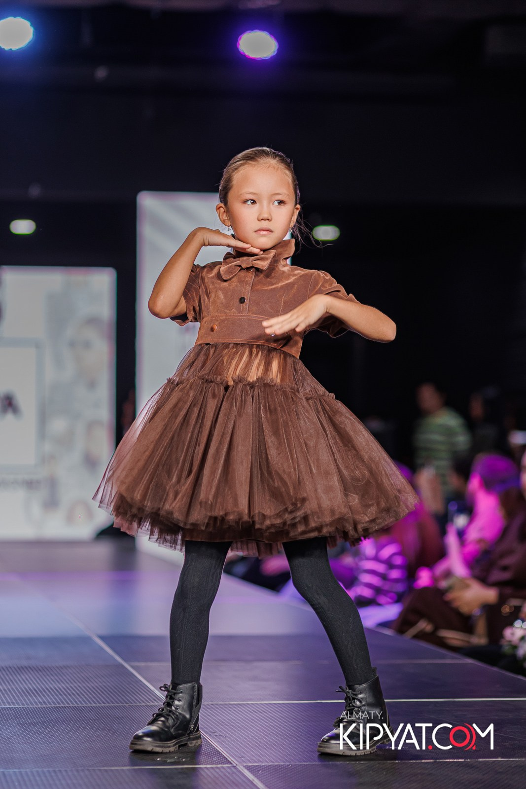 JUNIOR MODELS SHOW В РАМКАХ БЛАГОТВОРИТЕЛЬНОГО ПРОЕКТА МОДА ЗА СЧАСТЬЕ ДЕТЕЙ. КИПЯТКОМ АЛМАТЫ!