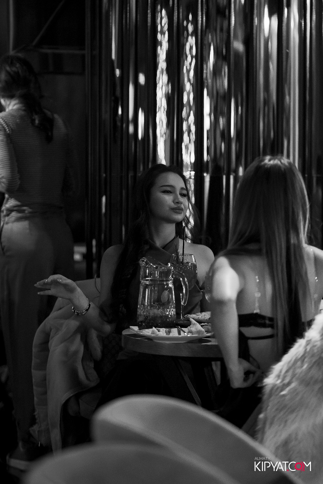 MOOD KARAOKE & TERRACE. КИПЯТКОМ АЛМАТЫ! Фотосъемка мероприятий в Алматы