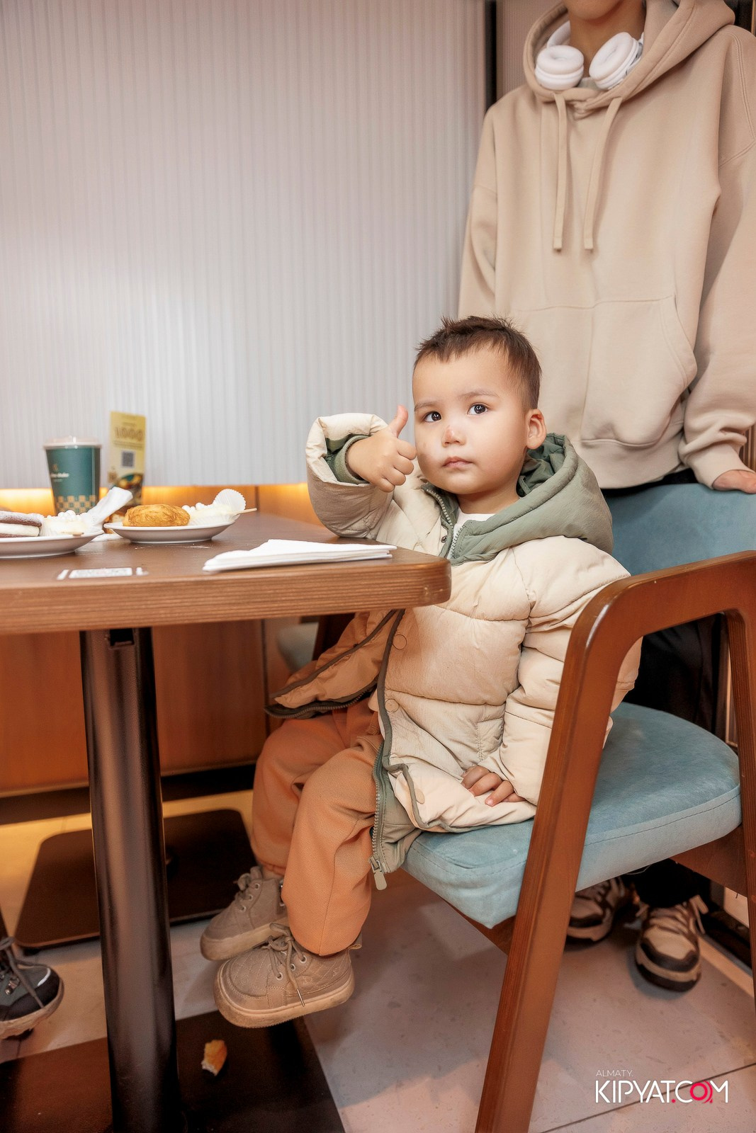 ОТКРЫТИЕ COFFEE SHAKE АСЫЛ ТАС. КИПЯТКОМ АЛМАТЫ!