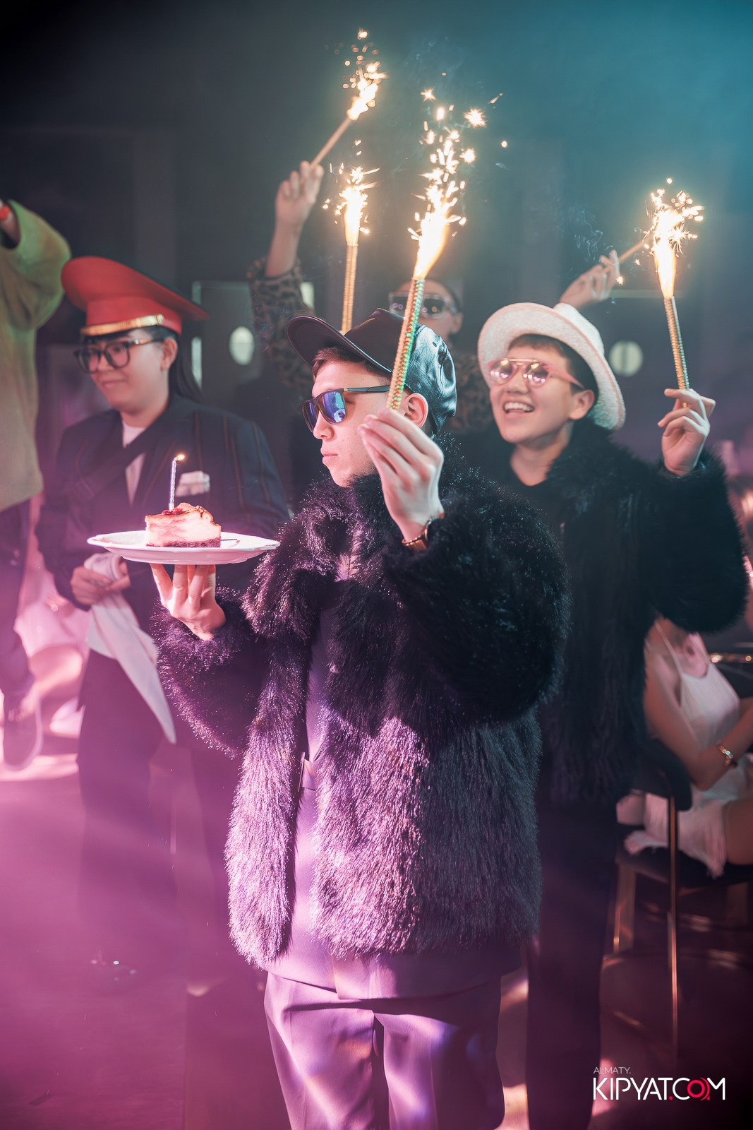 PATRIKI RESTAURANT. КИПЯТКОМ АЛМАТЫ!