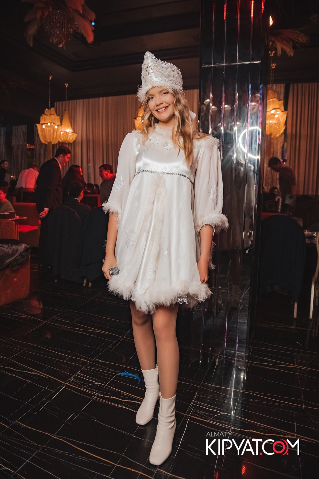 БАР ПАНАЕХАЛИ НА ДОСТЫК. КИПЯТКОМ АЛМАТЫ!