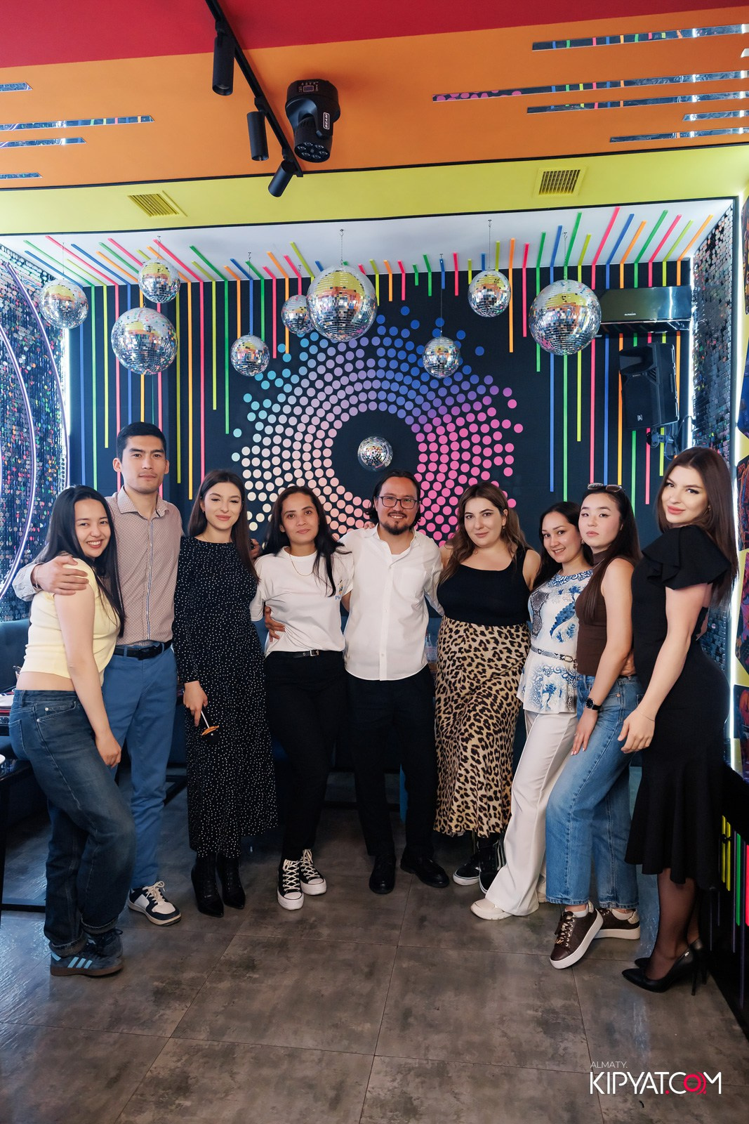 ЗАЯ, НА БИС. КИПЯТКОМ АЛМАТЫ!