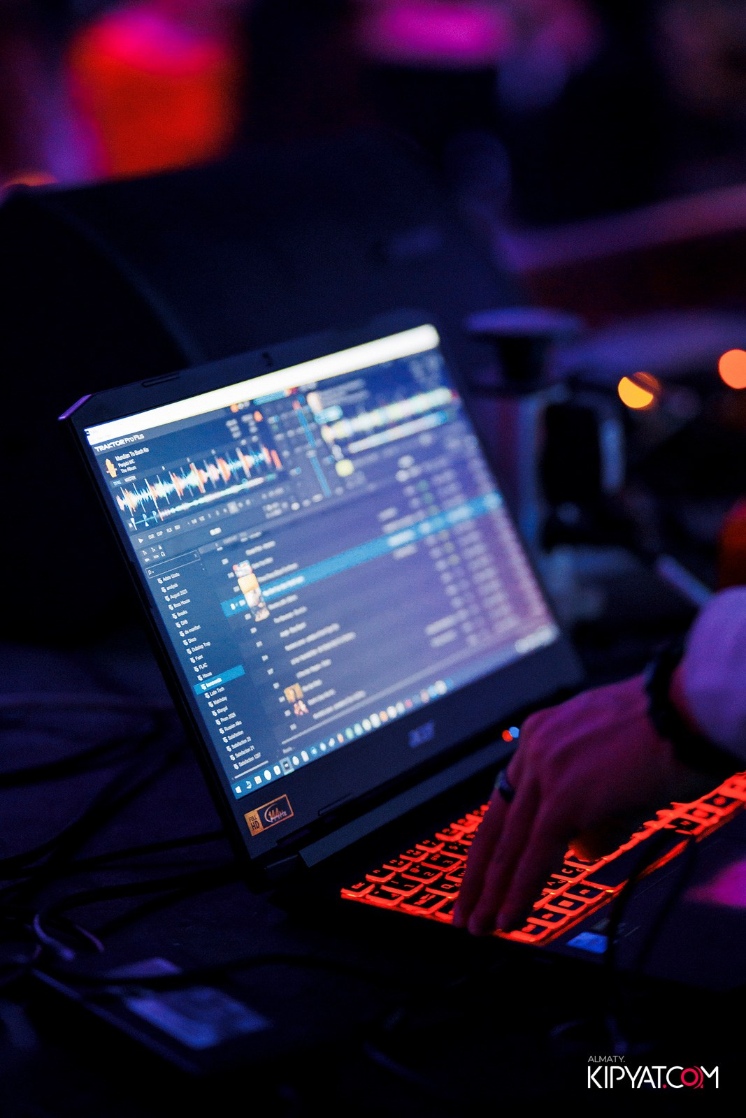 EVENT BAR. КИПЯТКОМ АЛМАТЫ!